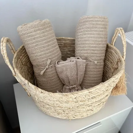 Апартаменти -sky House-domuses Apartments- Luxurious With Parking *