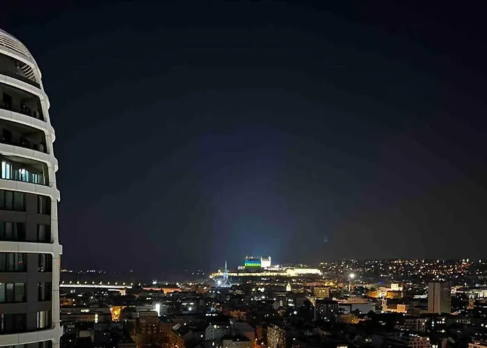 -sky House-domuses Apartments- Luxurious With Parking Pozsony